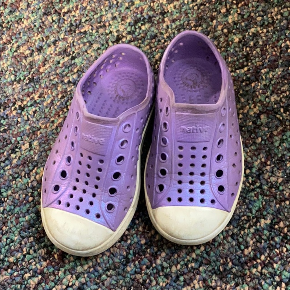 Natives size 7